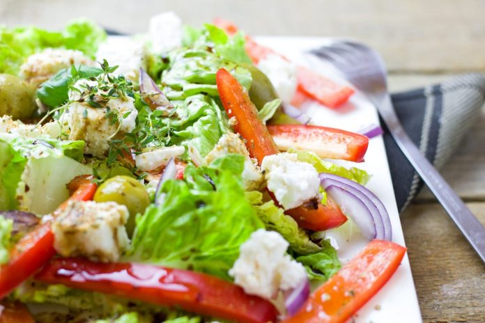 Organically grown vegetables can help prevent cancer