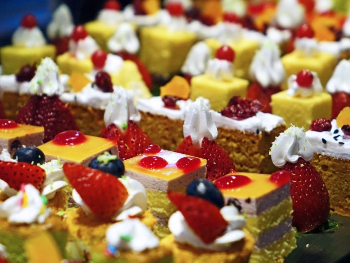 Sugary sweets such as pastries are worse than high-fat products