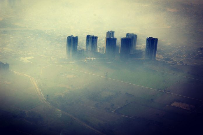 Delhi city with pollution