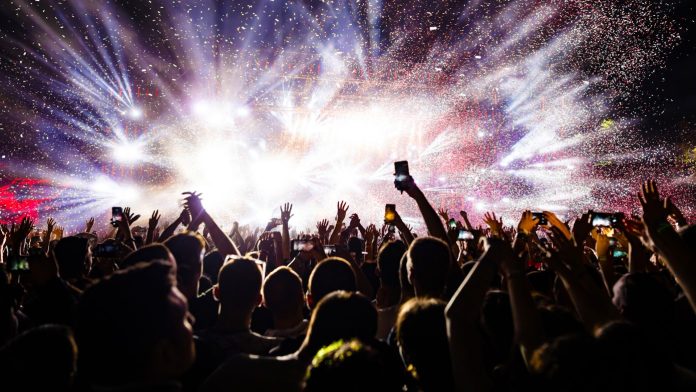 loud music concert